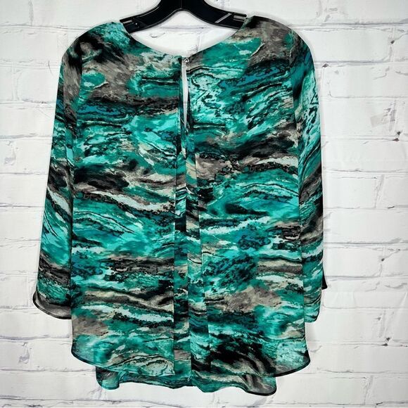 Jennifer Lopez XS or Small green top - Picture 5 of 6